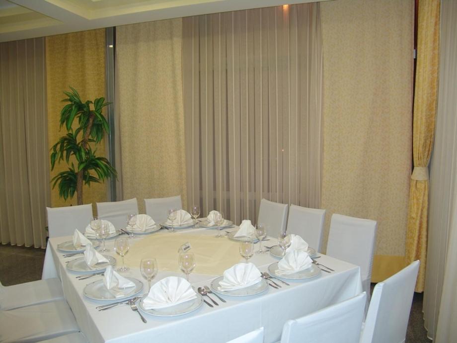 Hotel Zovko Славонски брод Екстериор снимка