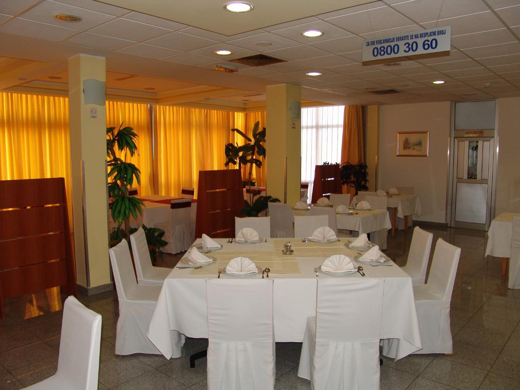Hotel Zovko Славонски брод Екстериор снимка